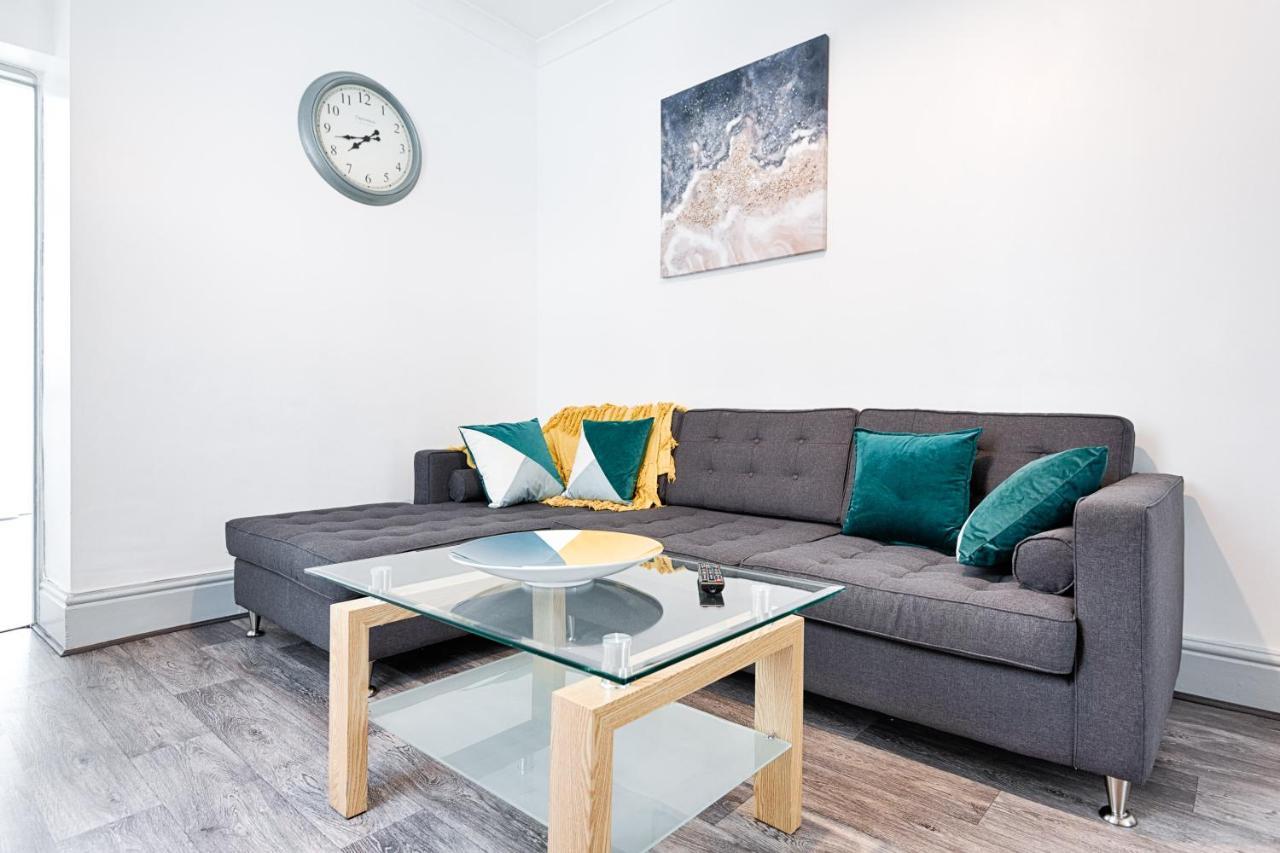 Walk To Swansea Stadium, 3 Rooms, Smart Tv'S Exterior foto